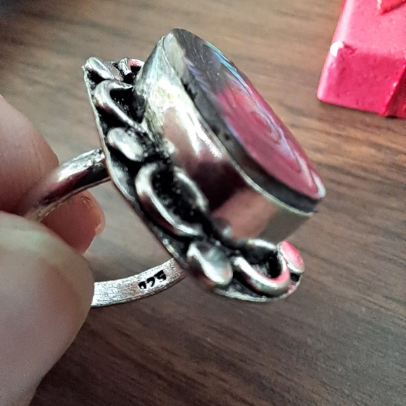 Abalone Shell Gemstone Ring size 7.5 - Picture 7 of 11